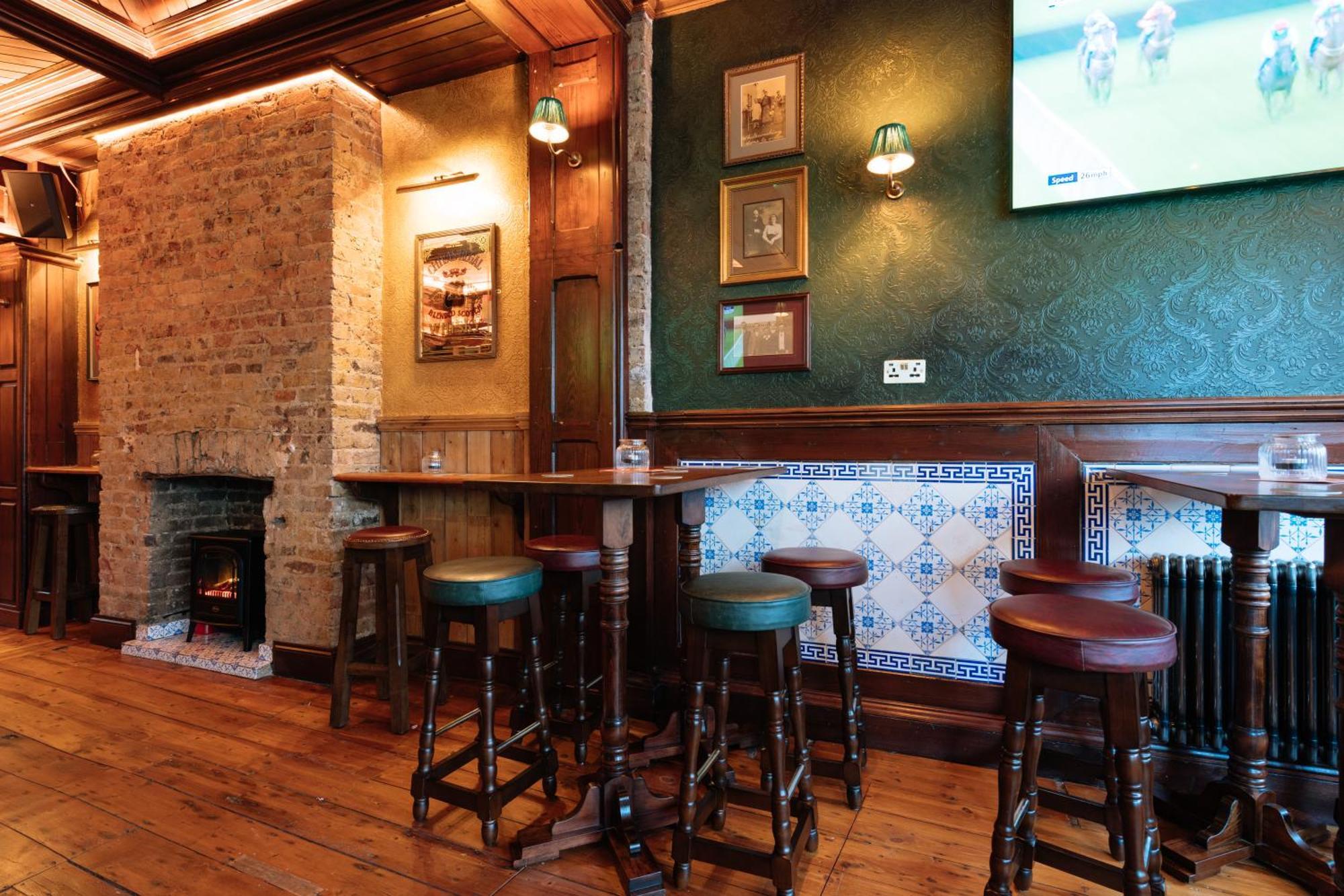 The Crown Pub & Guesthouse Лондон Экстерьер фото