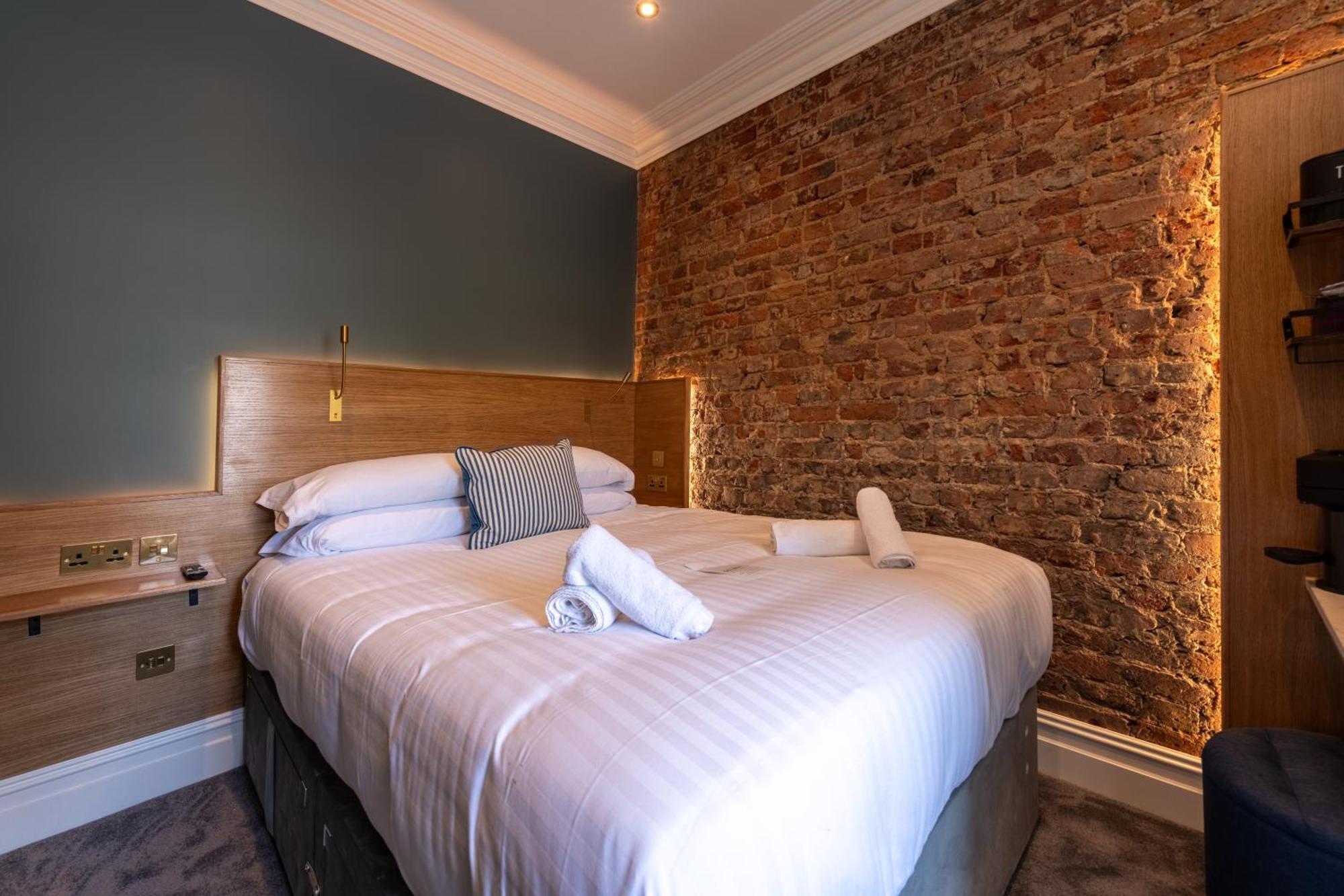 The Crown Pub & Guesthouse Лондон Экстерьер фото